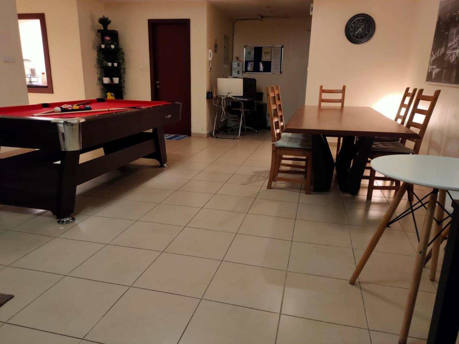 Bohemian Backpackers Ostello Dubai Esterno foto